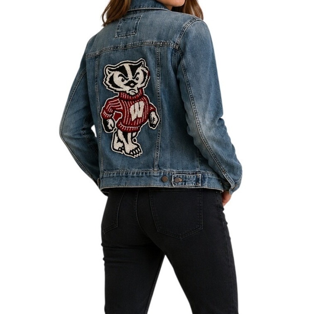 Sonoma Blue Denim Wisconsin‎ Badgers Rhinestone Jacket Women's Medium